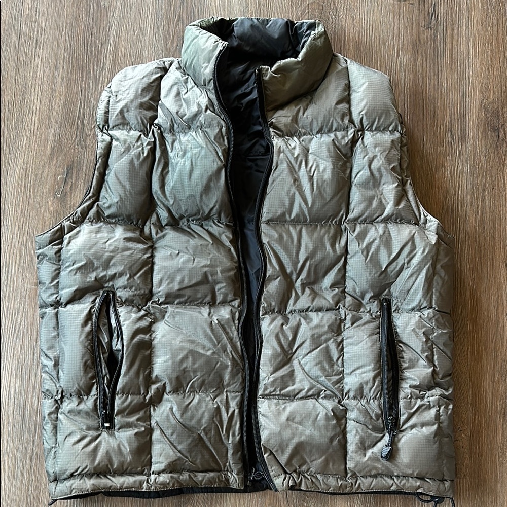 Men's *GAP* Puffer Vest